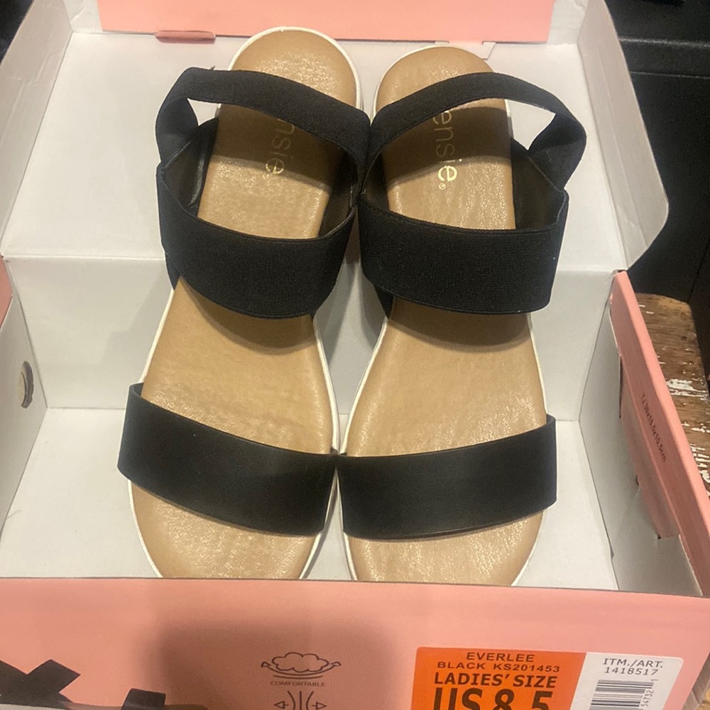 Kensie Everlee sandal 8.5